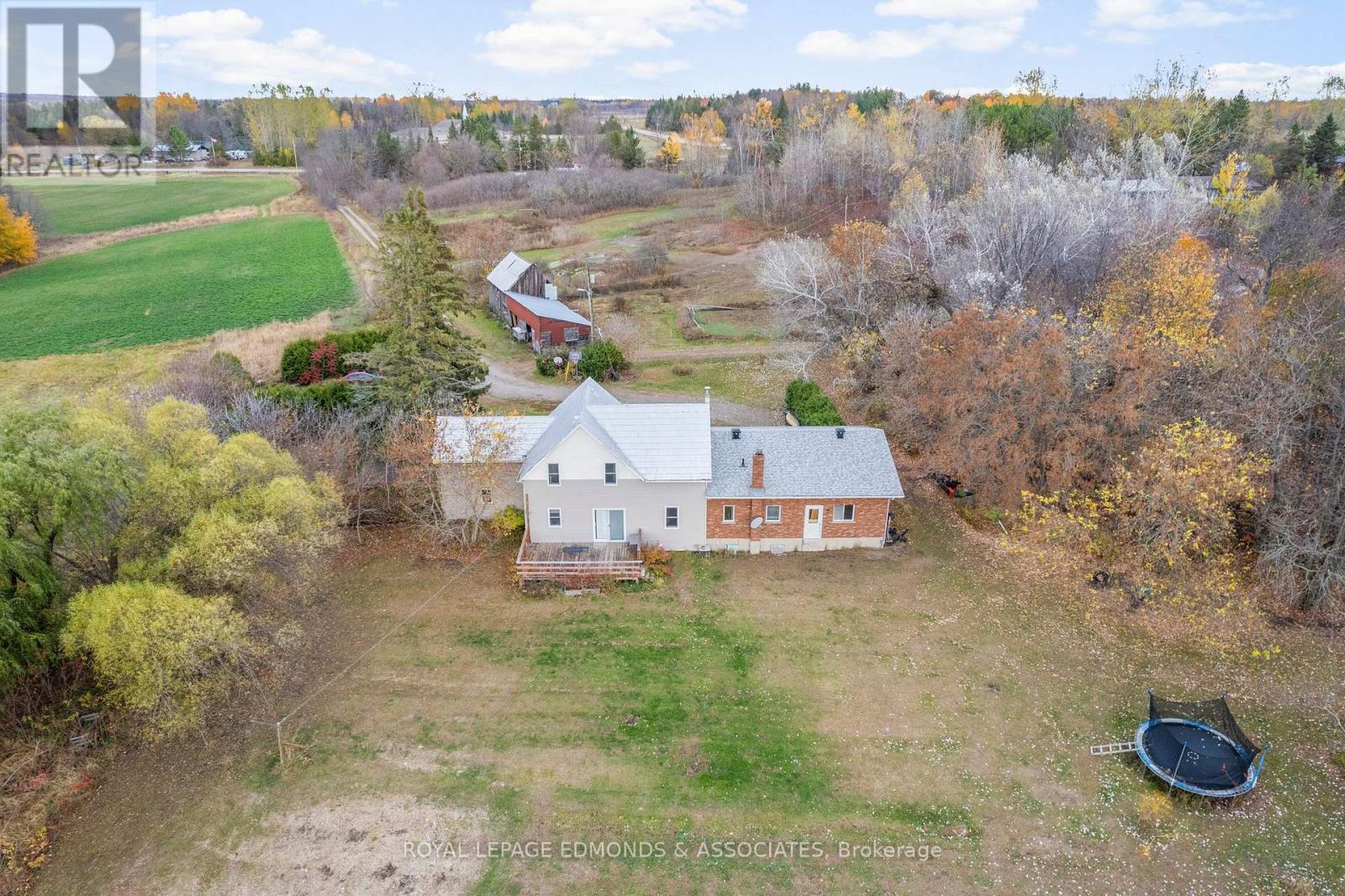 44 Alva Drive, Whitewater Region, Ontario  K0J 1K0 - Photo 33 - X12492224