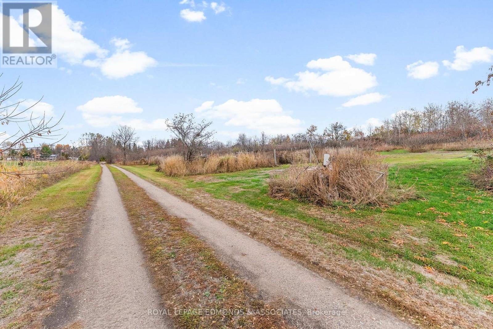 44 Alva Drive, Whitewater Region, Ontario  K0J 1K0 - Photo 46 - X12492224