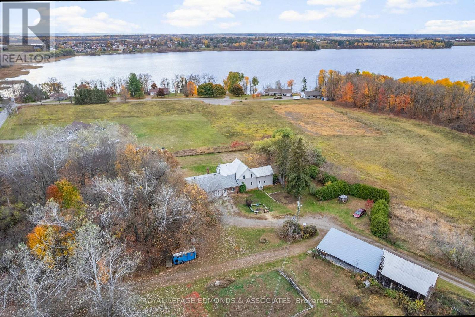 44 Alva Drive, Whitewater Region, Ontario  K0J 1K0 - Photo 47 - X12492224