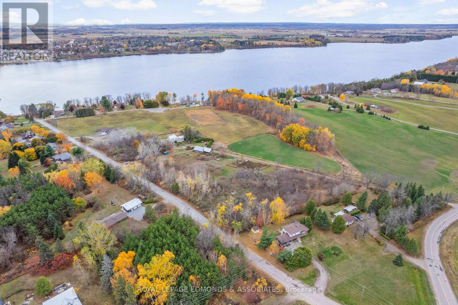 44 Alva Drive, Whitewater Region, Ontario  K0J 1K0 - Photo 49 - X12492224