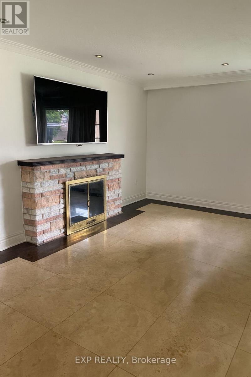 23 Birchwood Avenue, Toronto, Ontario  M2L 1M4 - Photo 9 - C12448586