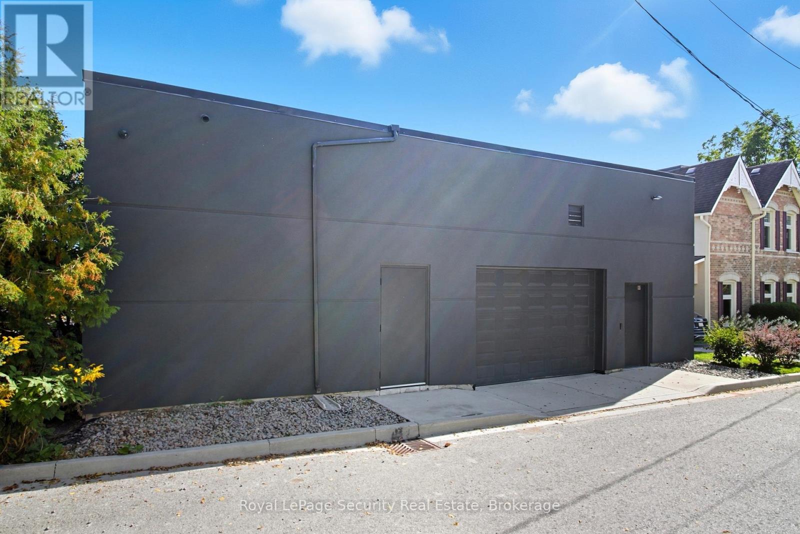 B - 185 Main Street, King (Schomberg), Ontario  L0G 1T0 - Photo 25 - N12491732