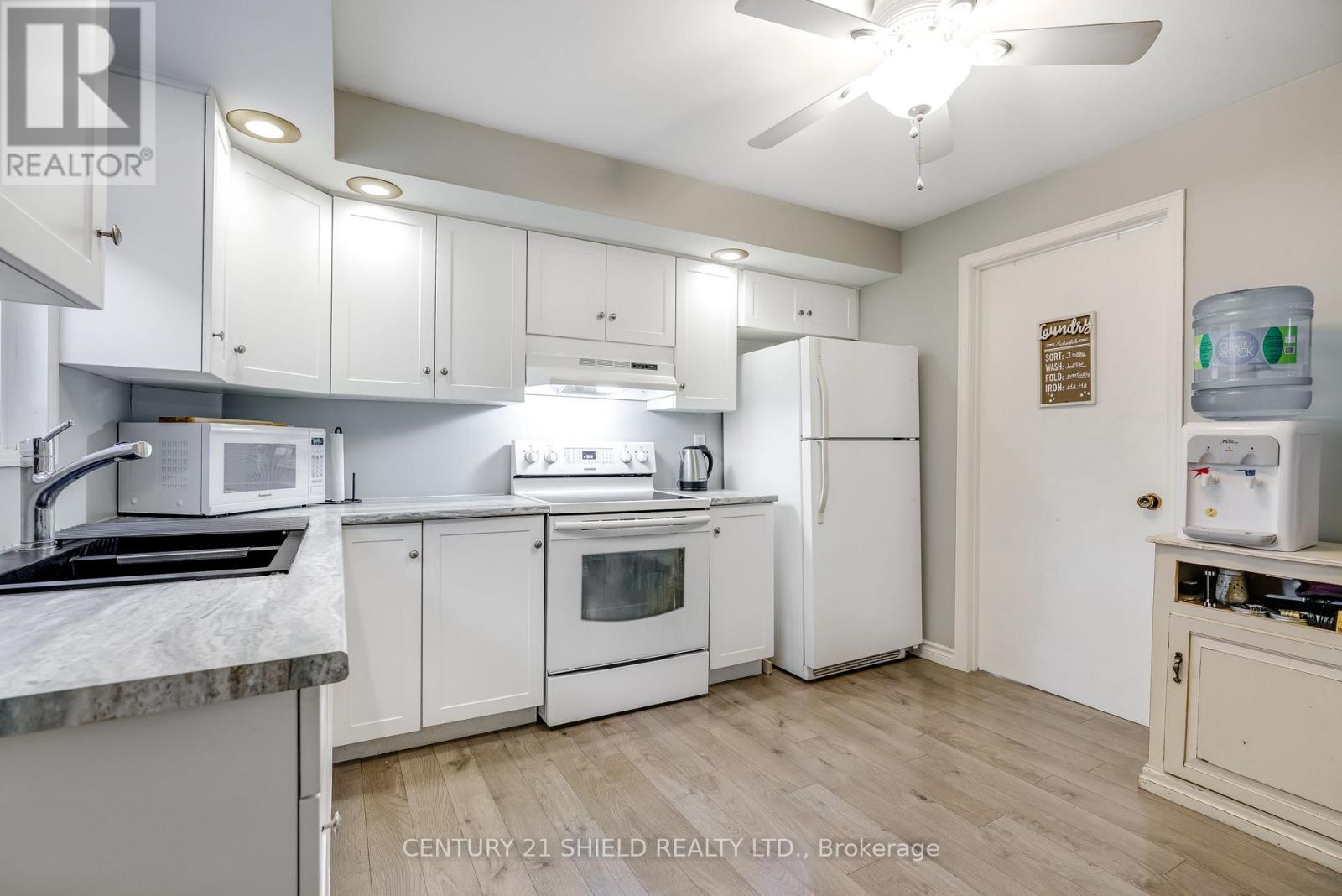 1166 Dunkirk Street, Cornwall, Ontario  K6H 3K5 - Photo 14 - X12492234