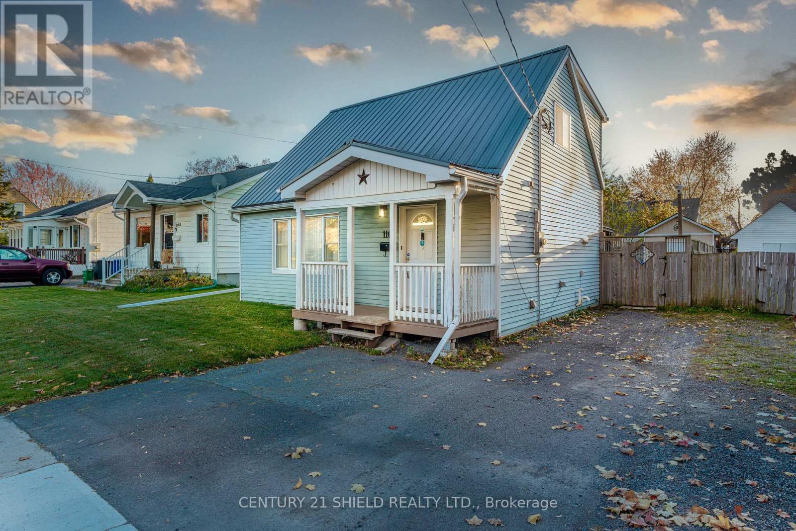 1166 Dunkirk Street, Cornwall, Ontario  K6H 3K5 - Photo 3 - X12492234