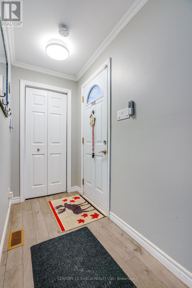 1166 Dunkirk Street, Cornwall, Ontario  K6H 3K5 - Photo 9 - X12492234