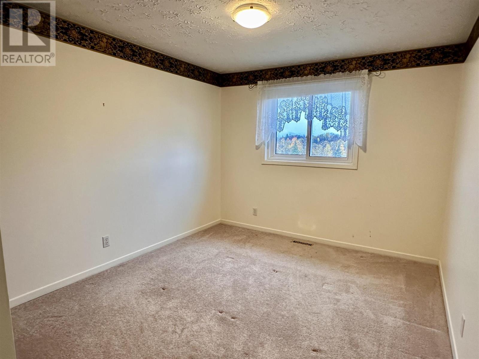 3 Farrell Cres, Elliot Lake, Ontario  P5A 3N5 - Photo 15 - SM252038