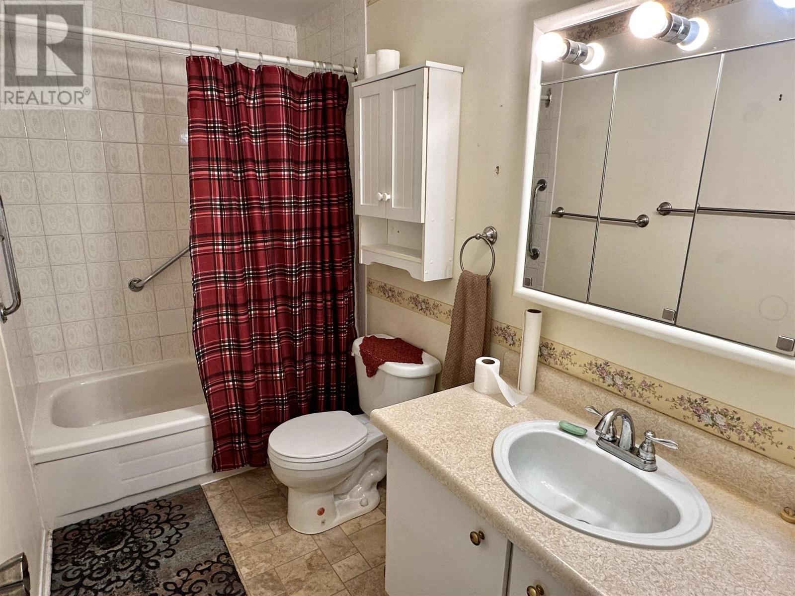 3 Farrell Cres, Elliot Lake, Ontario  P5A 3N5 - Photo 18 - SM252038