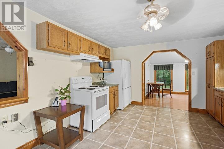 417 Granary Lake Rd, Blind River, Ontario  P0R 1B0 - Photo 5 - SM252744