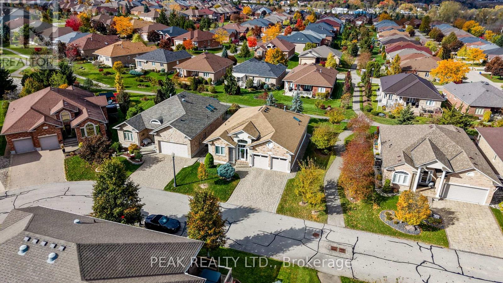 62 Thimbleberry Cross, Wilmot, Ontario  N3A 4P5 - Photo 2 - X12492014