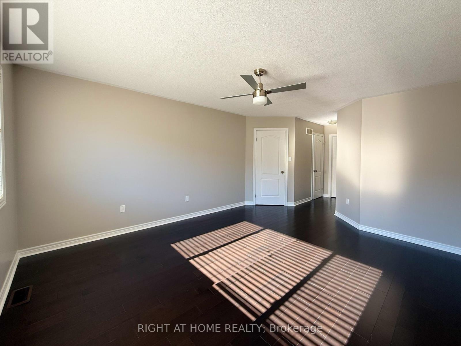 1294 Baseline Road, Hamilton, Ontario  L8E 0E4 - Photo 21 - X12492046