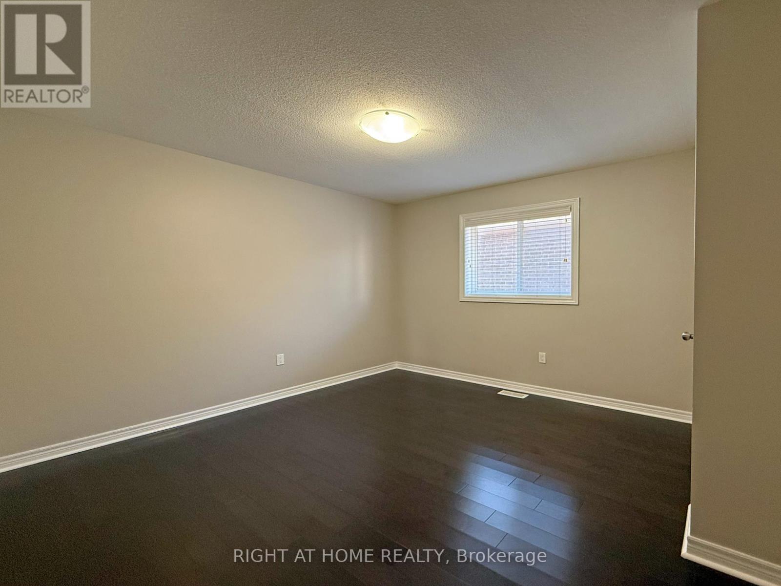 1294 Baseline Road, Hamilton, Ontario  L8E 0E4 - Photo 26 - X12492046