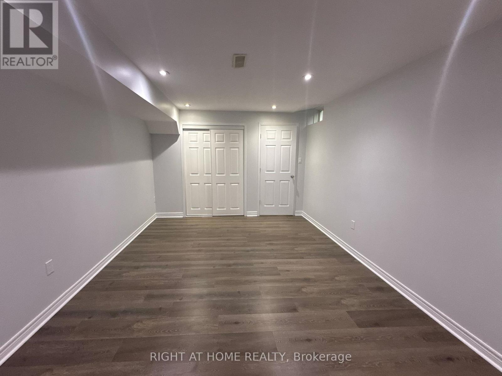 1294 Baseline Road, Hamilton, Ontario  L8E 0E4 - Photo 36 - X12492046