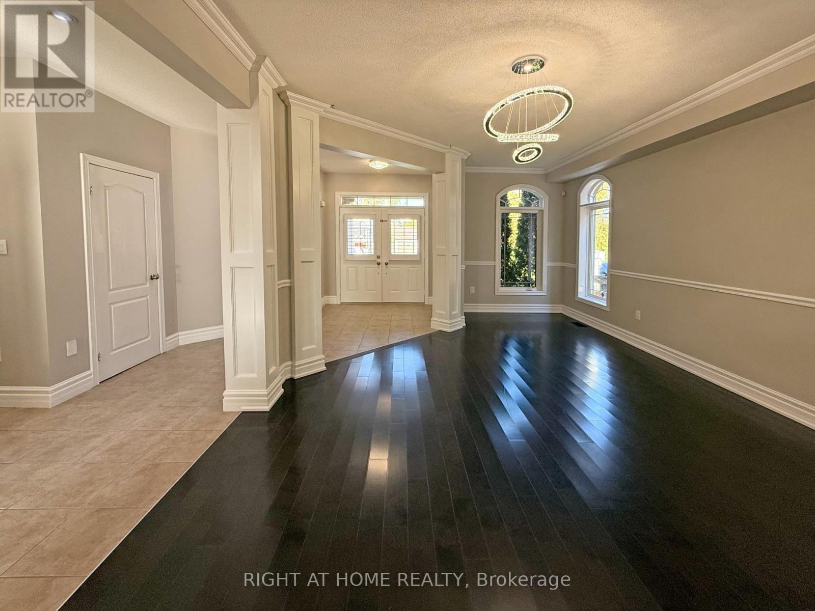 1294 Baseline Road, Hamilton, Ontario  L8E 0E4 - Photo 6 - X12492046