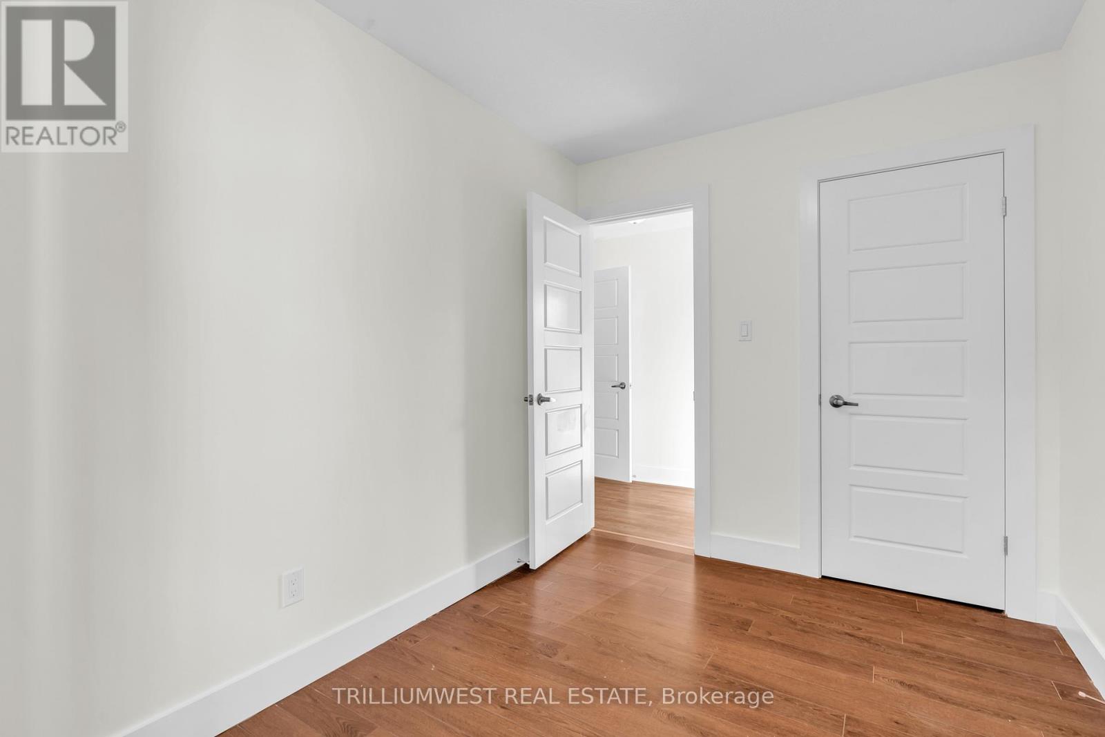 Unit B (Main) - 98 Church Street, Kitchener, Ontario  N2G 2S2 - Photo 13 - X12492054