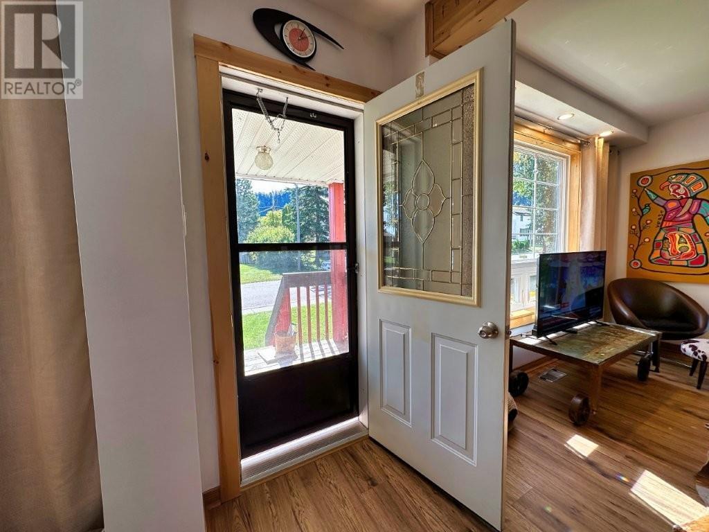 25 Timmins Street, Red Rock, Ontario  P0T 2P0 - Photo 3 - TB253004