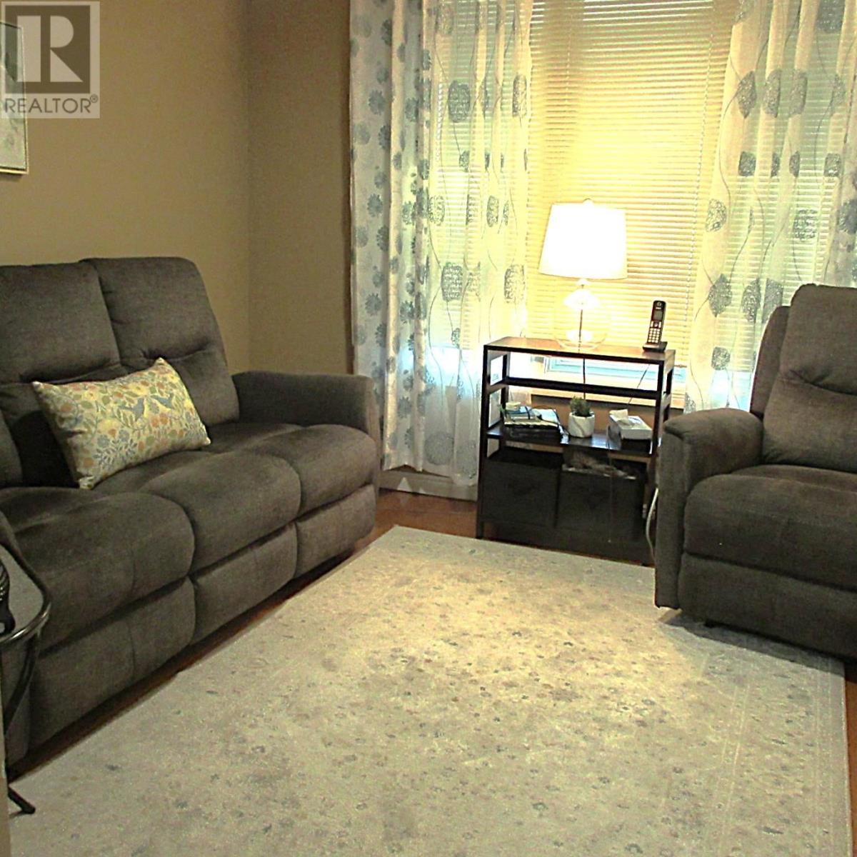 94 Glen Ave, Sault Ste. Marie, Ontario  P6A 5E2 - Photo 6 - SM253113