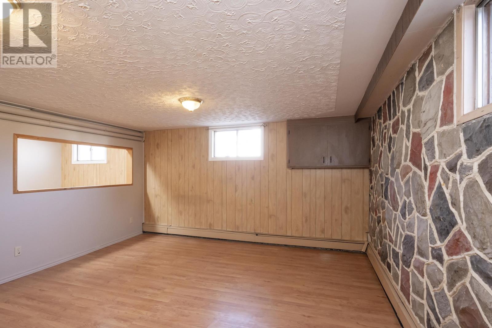 227 Stephens St, Thunder Bay, Ontario  P7A 2P5 - Photo 17 - TB253071