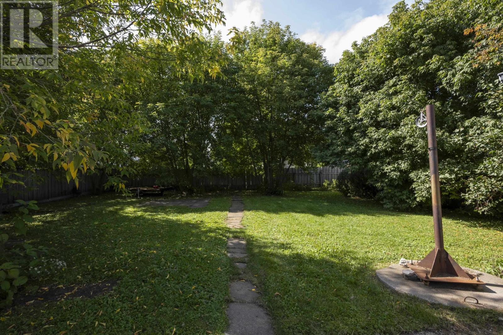 227 Stephens St, Thunder Bay, Ontario  P7A 2P5 - Photo 40 - TB253071