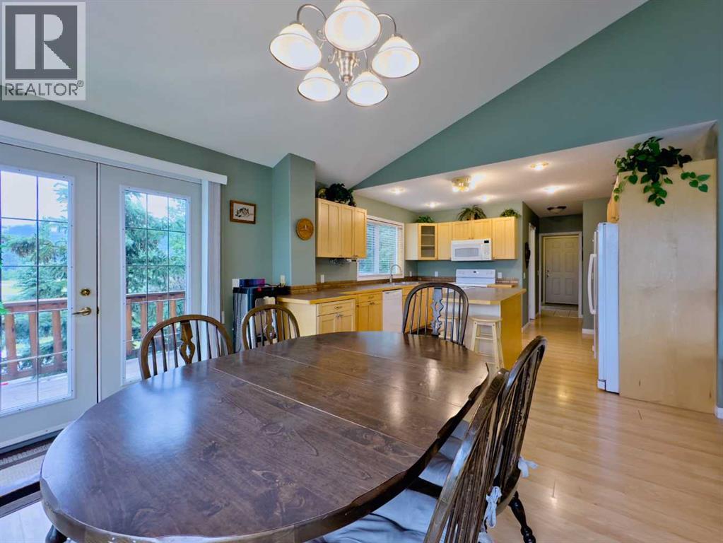 23701 Passburg Drive, Bellevue, Alberta  T0K 0C0 - Photo 11 - A2241670