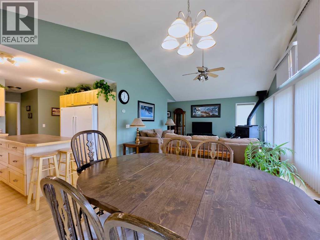 23701 Passburg Drive, Bellevue, Alberta  T0K 0C0 - Photo 9 - A2241670