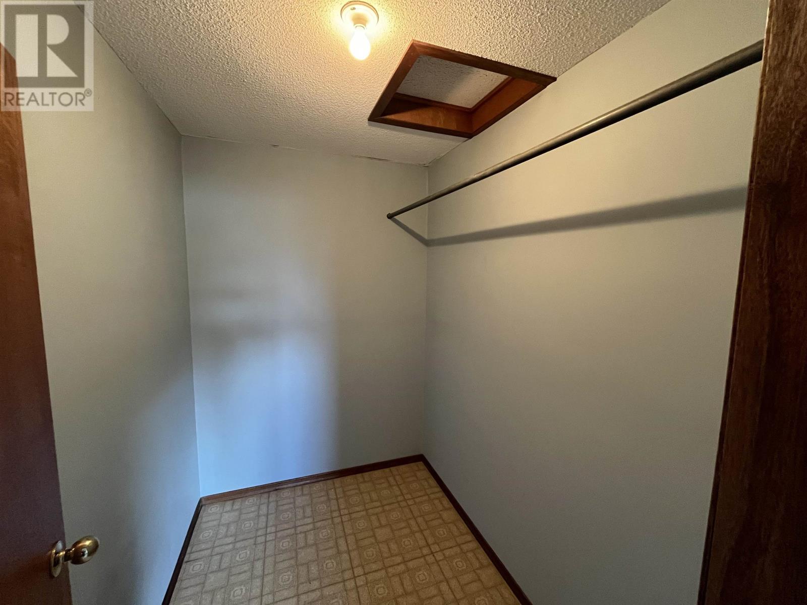 127 Logan Ave, Thunder Bay, Ontario  P7A 7X8 - Photo 20 - TB253265