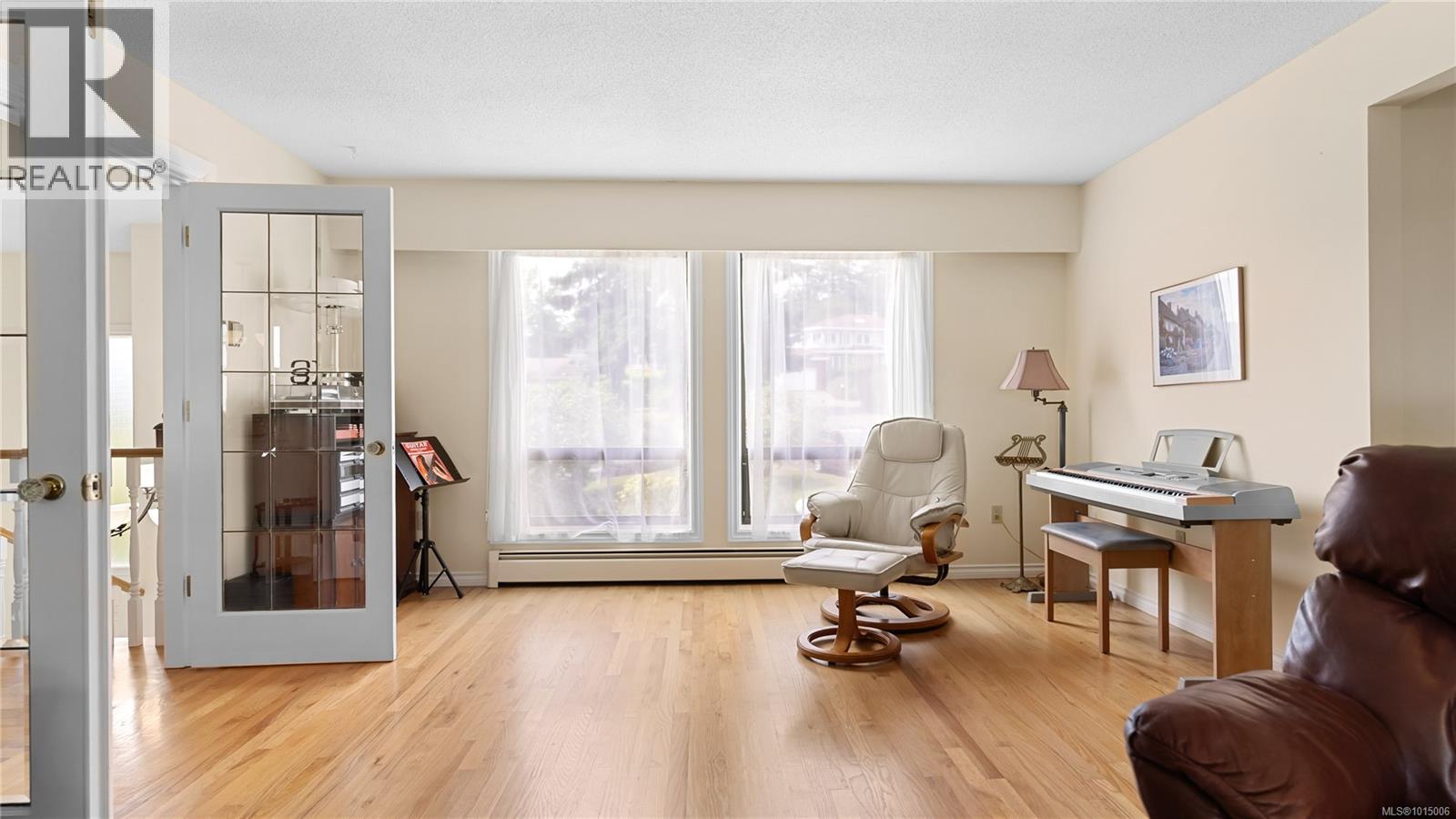 2059 Saltair Pl, Saanich, British Columbia  V8N 4S4 - Photo 21 - 1015006