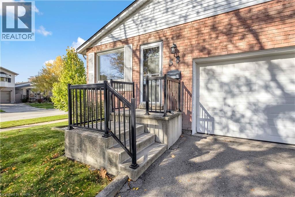 58 Muscot Drive, Stoney Creek, Ontario  L8J 2B3 - Photo 4 - 40784301