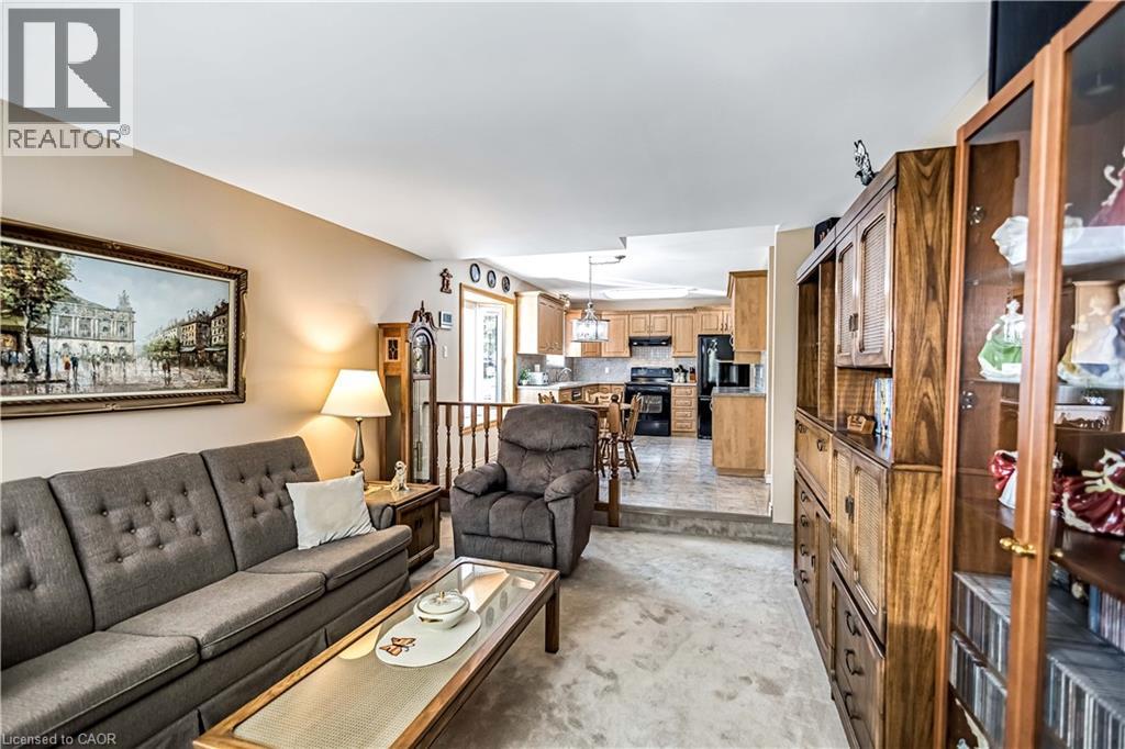 58 Muscot Drive, Stoney Creek, Ontario  L8J 2B3 - Photo 7 - 40784301