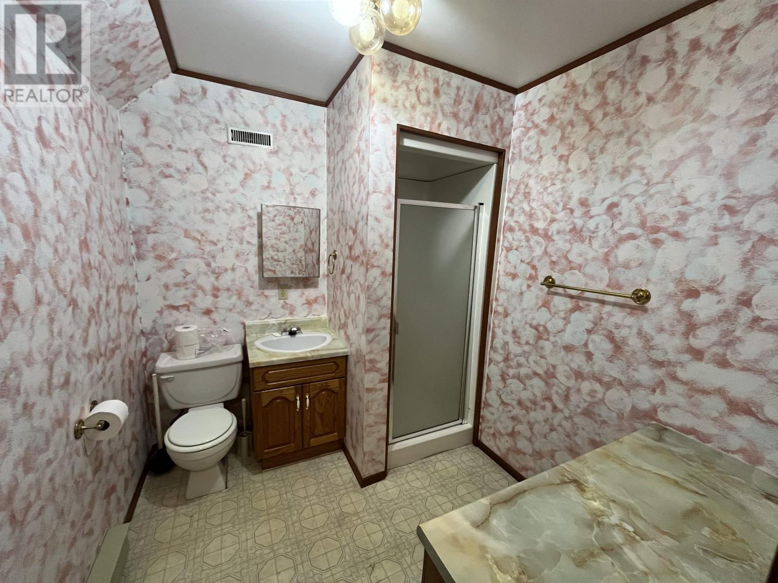 127 Logan Ave, Thunder Bay, Ontario  P7A 7X8 - Photo 31 - TB253265