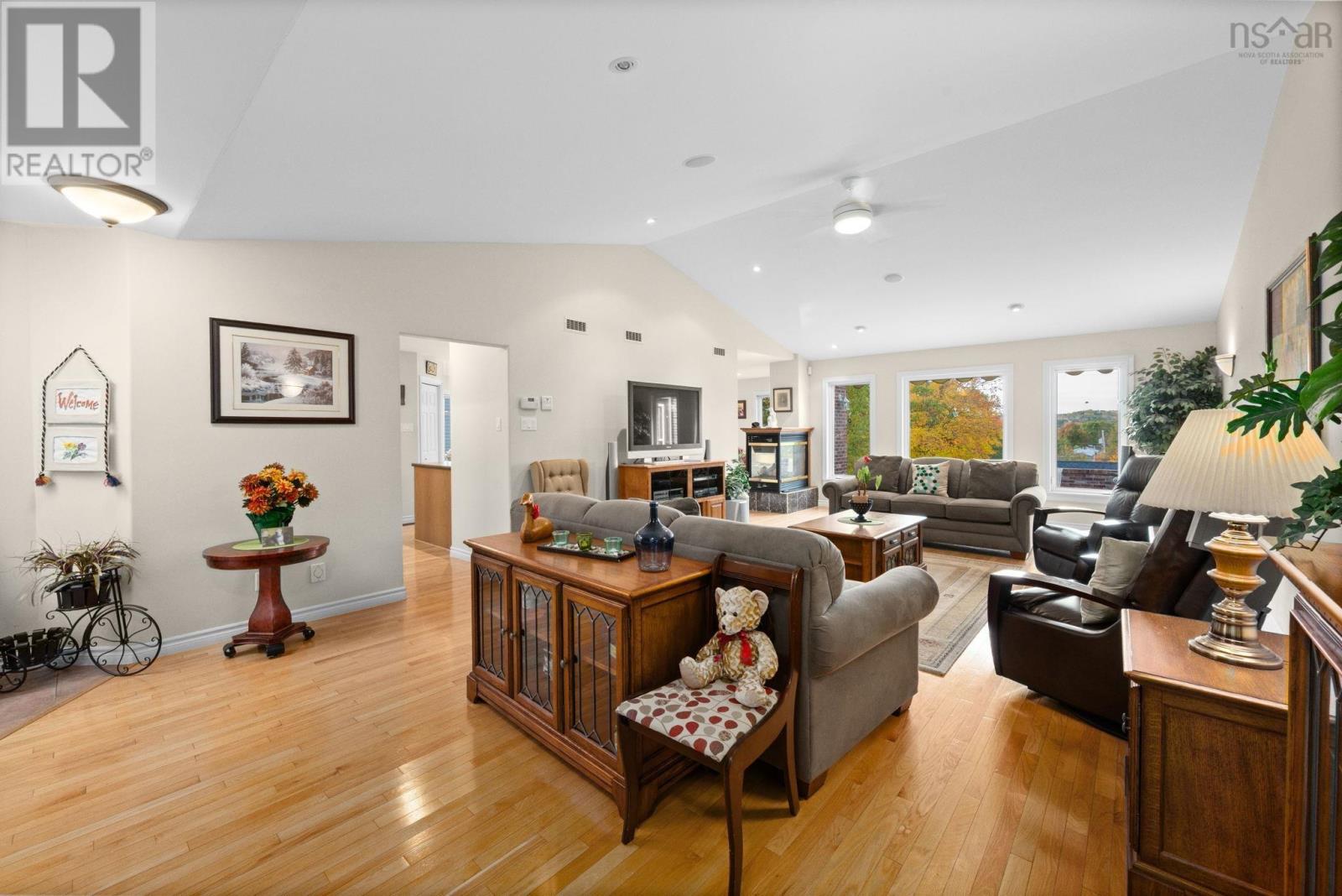 46 Stoneridge Court, Bridgewater, Nova Scotia  B4V 3T9 - Photo 14 - 202525924