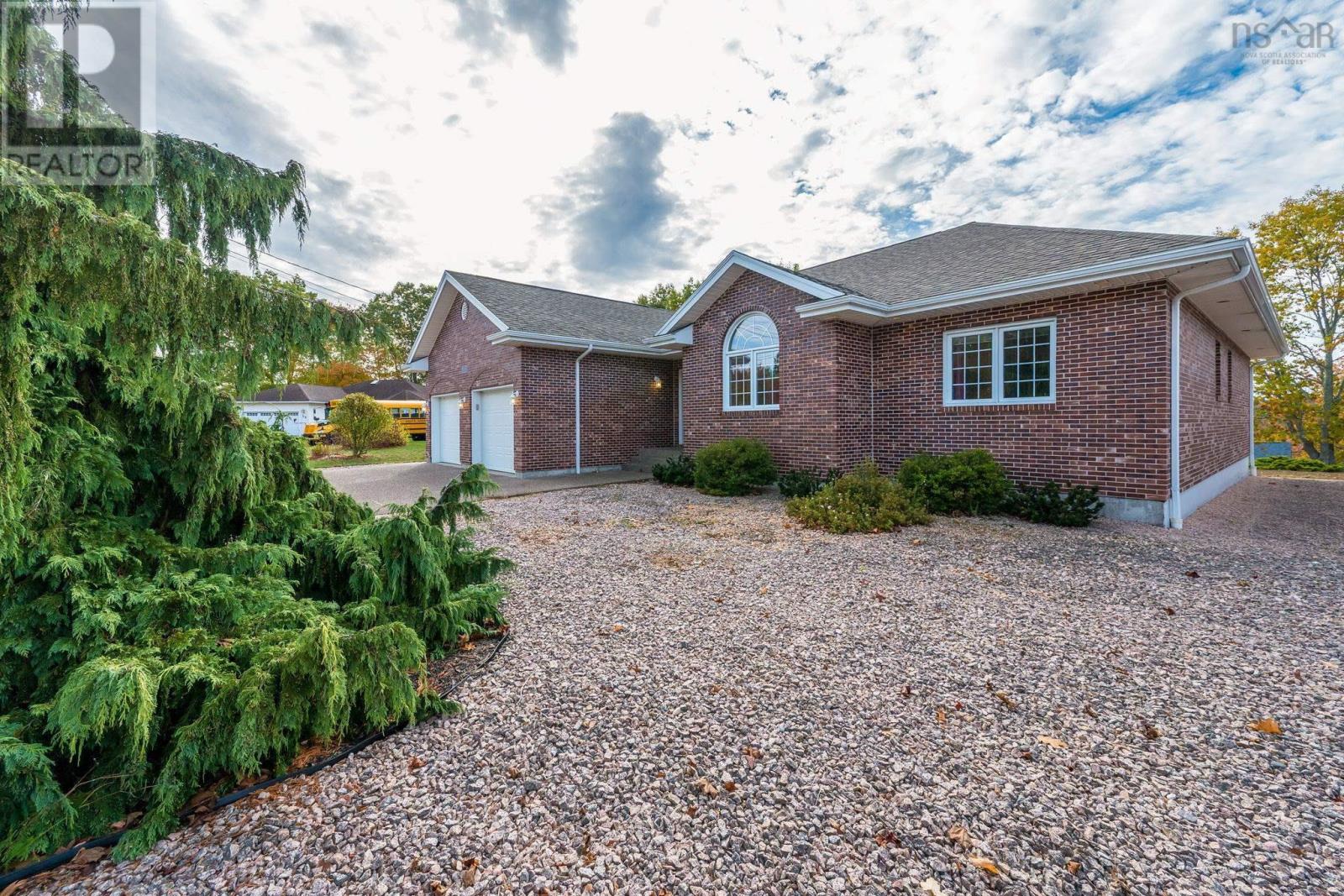 46 Stoneridge Court, Bridgewater, Nova Scotia  B4V 3T9 - Photo 33 - 202525924