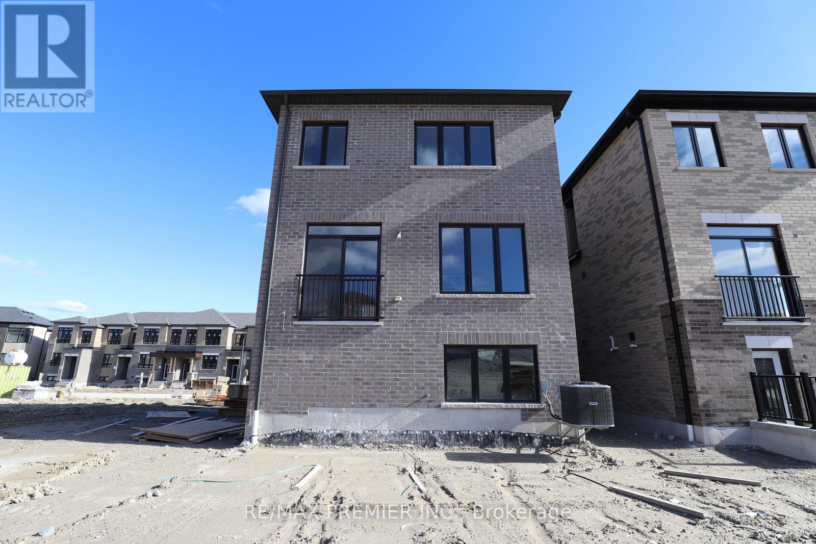 2942 Starlight Drive, Pickering, Ontario  L1X 0S1 - Photo 7 - E12447399