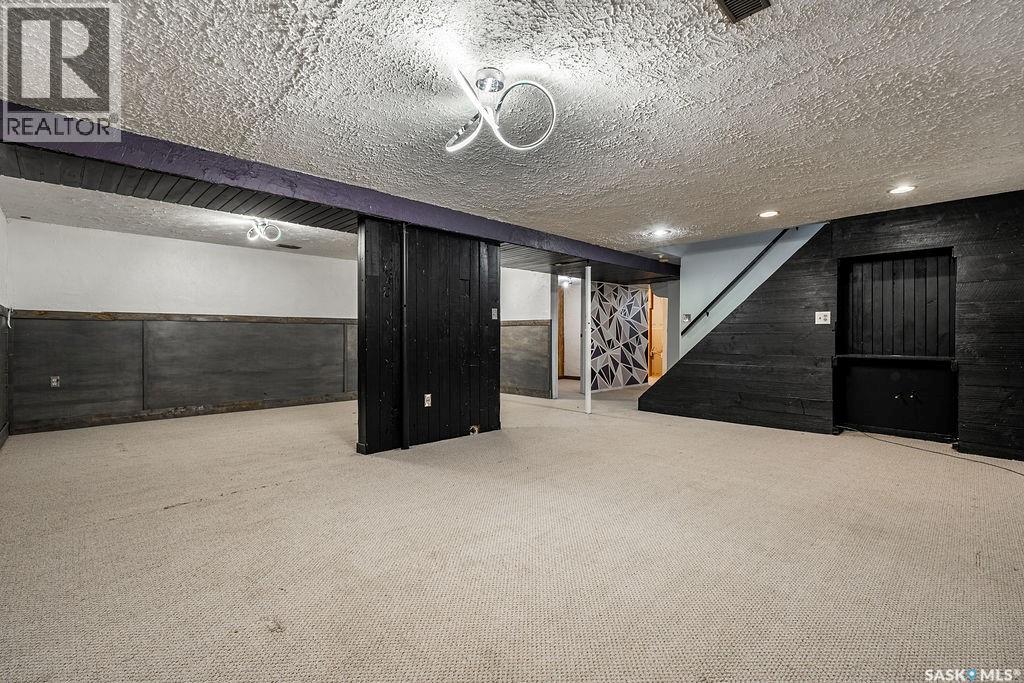 243 Roborecki Crescent, Saskatoon, Saskatchewan  S7K 5L1 - Photo 25 - SK022057