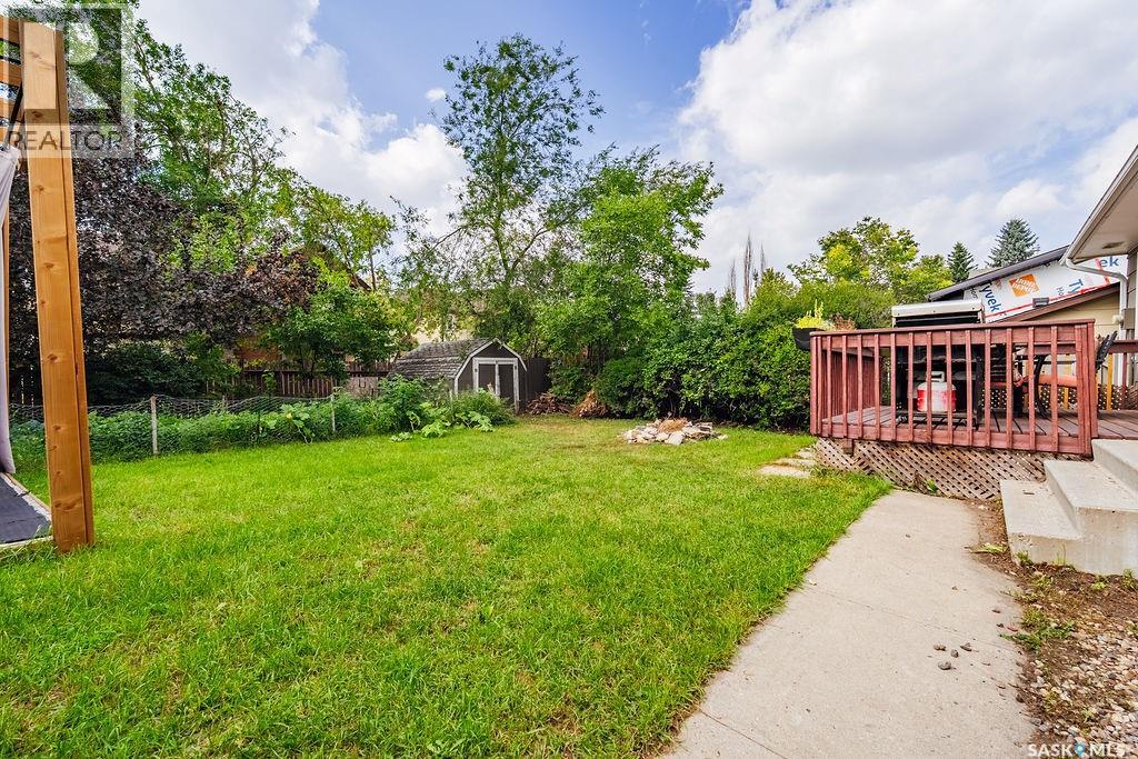 243 Roborecki Crescent, Saskatoon, Saskatchewan  S7K 5L1 - Photo 34 - SK022057