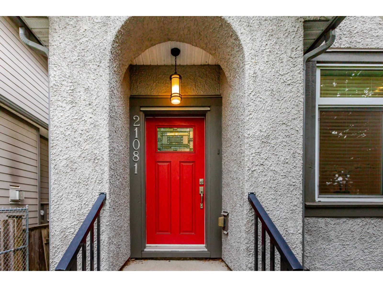 21081 80 Avenue Avenue, Langley, British Columbia  V2Y 0J4 - Photo 3 - R3063228