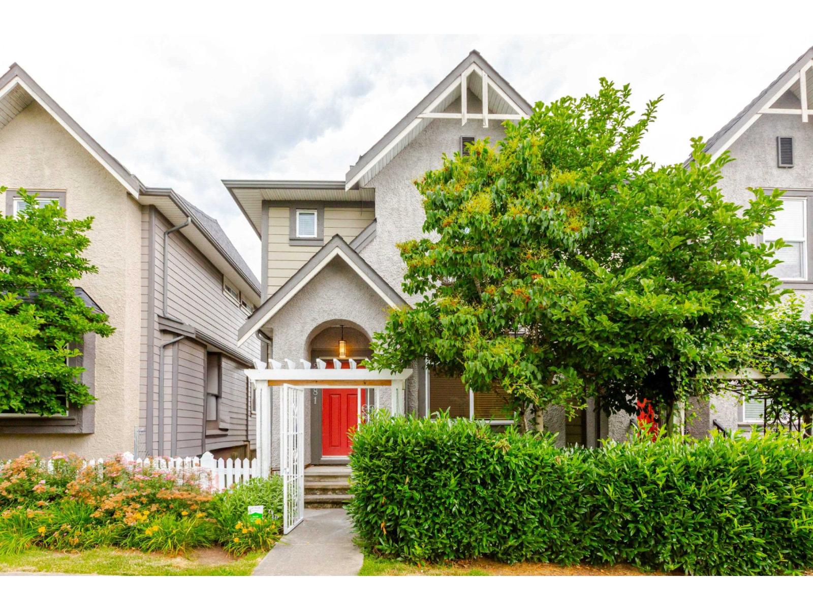 21081 80 AVENUE AVENUE, Langley, British Columbia