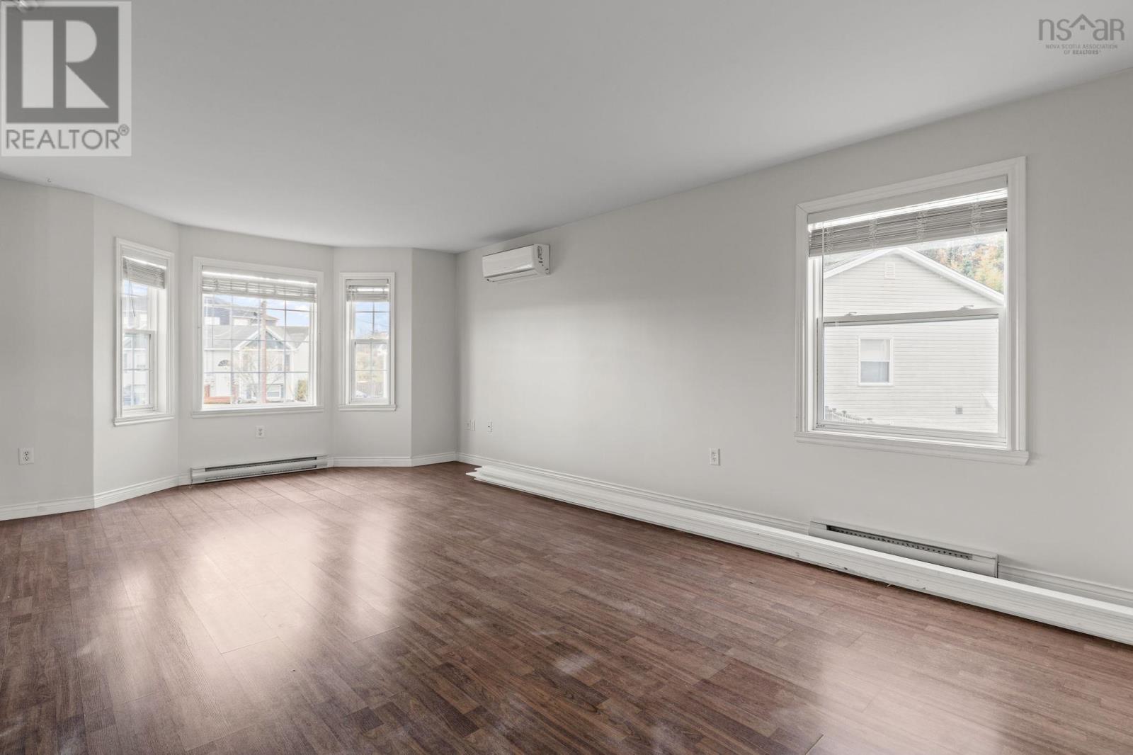 27-29 Grayson Court, Sackville, Nova Scotia  B4C 0A8 - Photo 11 - 202526610