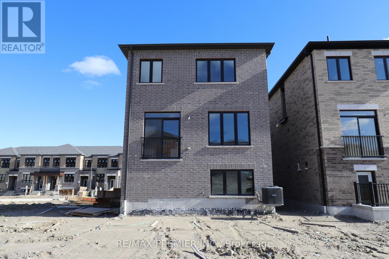 2942 Starlight Drive, Pickering, Ontario  L1X 0S1 - Photo 6 - E12447399