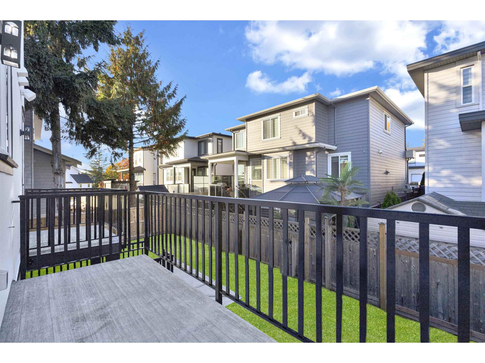 102 16633 18a Avenue, Surrey, British Columbia  V3Z 1A2 - Photo 11 - R3062972