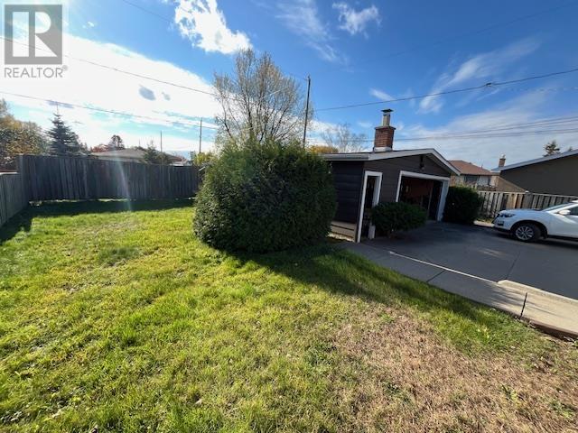 2724 Park Row, Thunder Bay, Ontario  P7C 1N5 - Photo 26 - TB253349