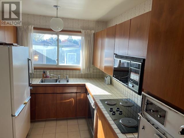 2724 Park Row, Thunder Bay, Ontario  P7C 1N5 - Photo 5 - TB253349