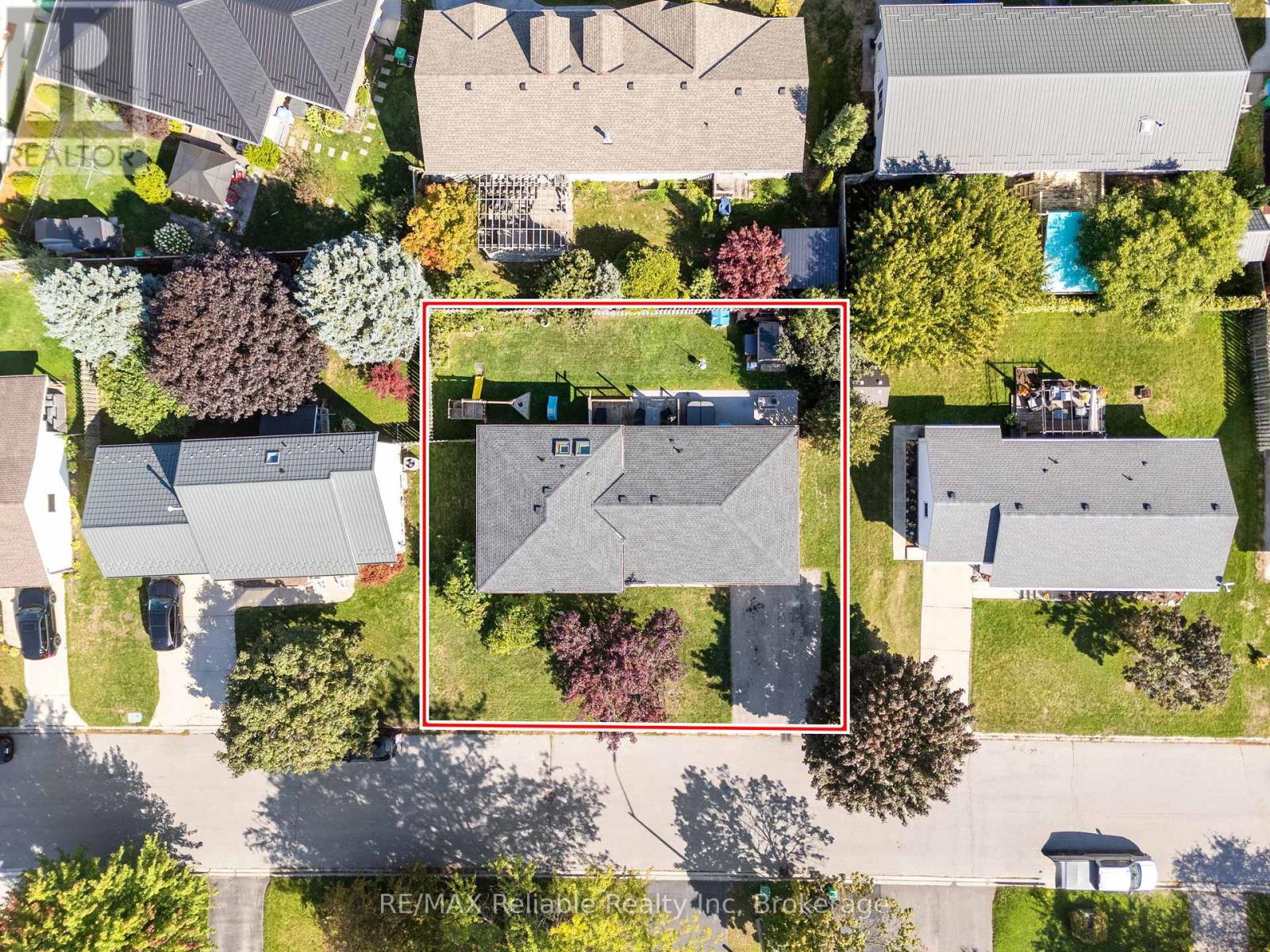 36 Lee Crescent, Goderich, Ontario  N7A 4L3 - Photo 6 - X12400491