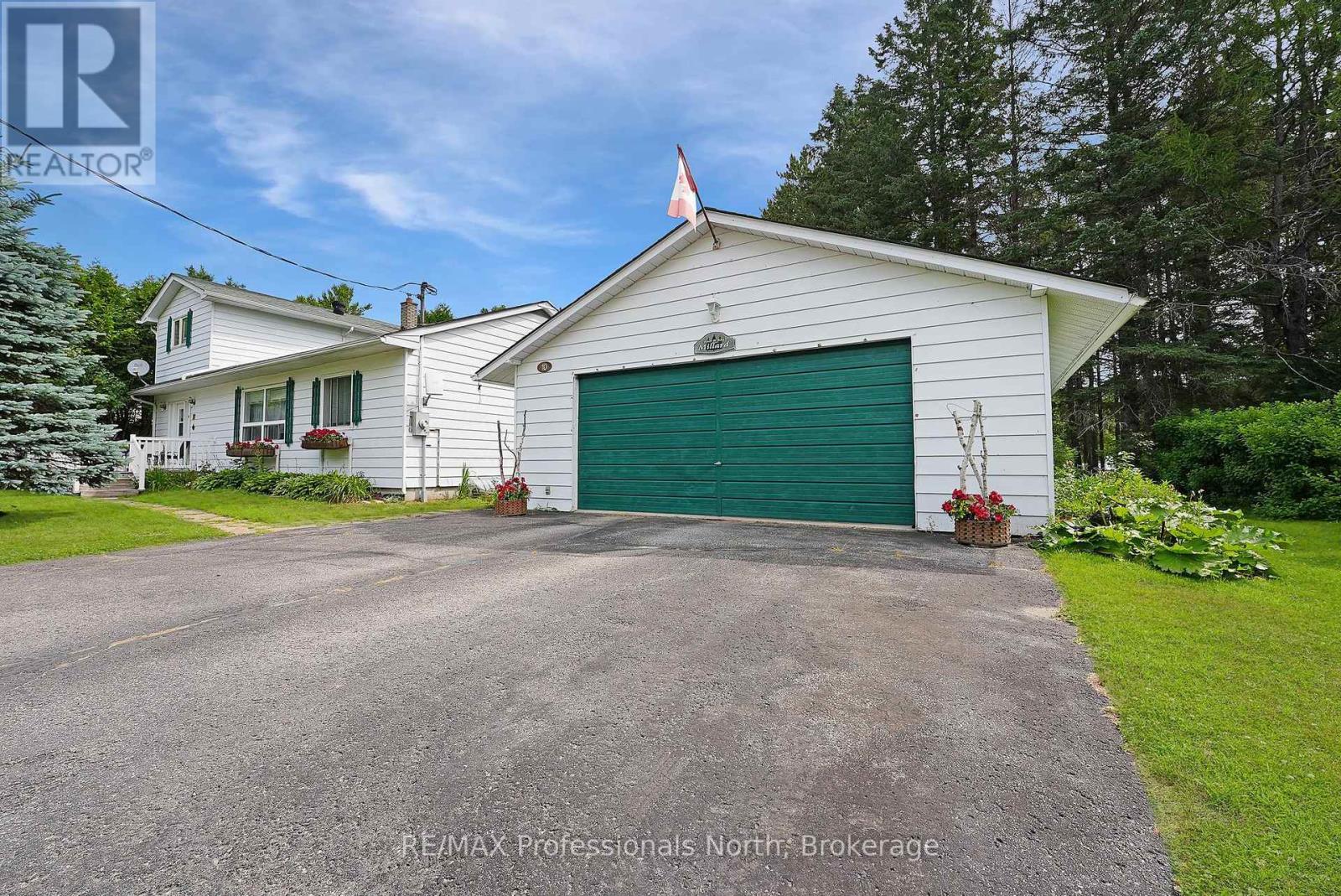 10 STOUFFER STREET, Minden Hills, Ontario