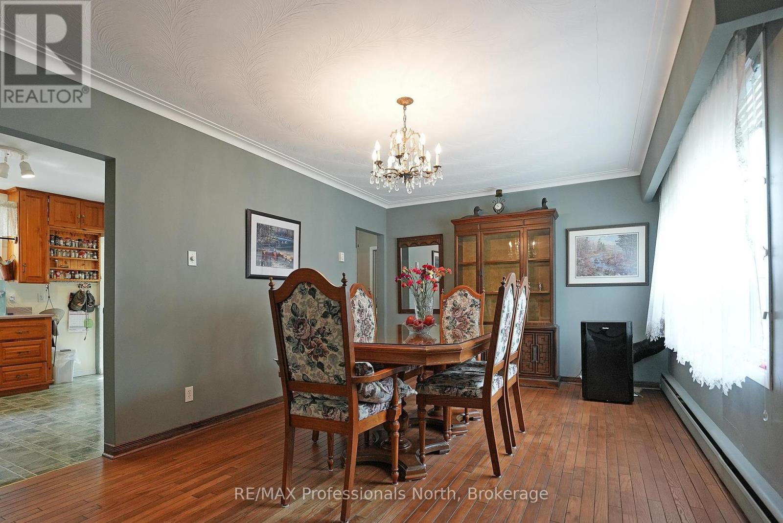 10 Stouffer Street, Minden Hills, Ontario  K0M 2K0 - Photo 14 - X12280086