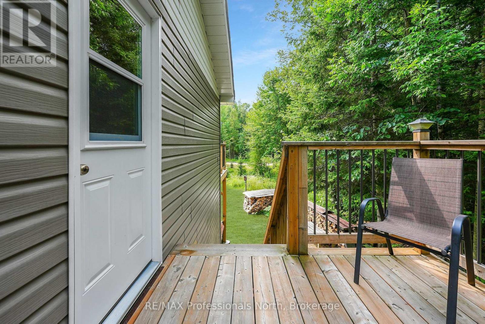 1453 Minnicock Lake Road, Dysart Et Al, Ontario  K0M 1S0 - Photo 34 - X12490266