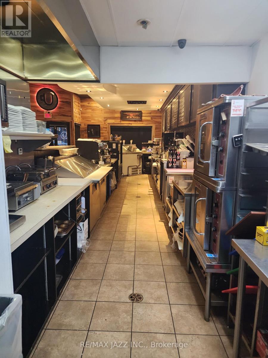 1 - 16 Winchester Road, Whitby, Ontario  L1M 2J7 - Photo 13 - E12357120