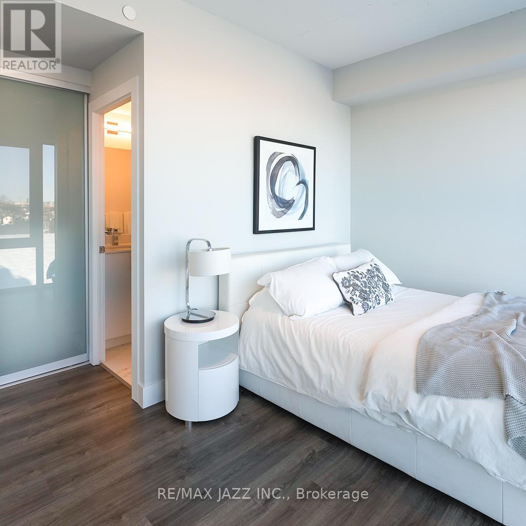 204 - 80 Bond Street E, Oshawa, Ontario  L1G 0E6 - Photo 4 - E12398398