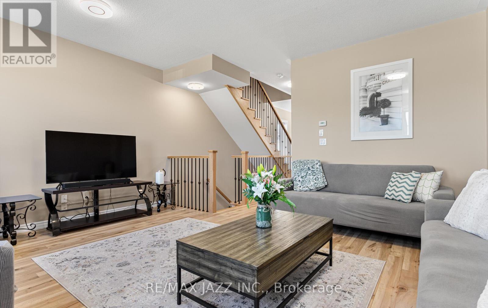 87 Honey Crisp Lane, Clarington, Ontario  L1C 7H7 - Photo 6 - E12391343