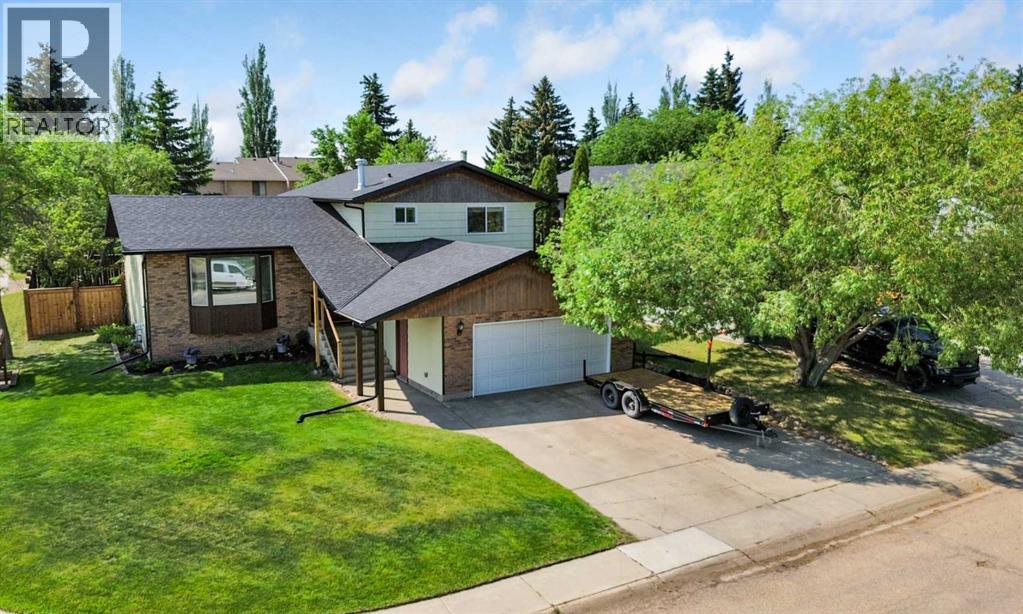 6301 41 Avenue, Stettler, Alberta  T0C 2L1 - Photo 1 - A2232637