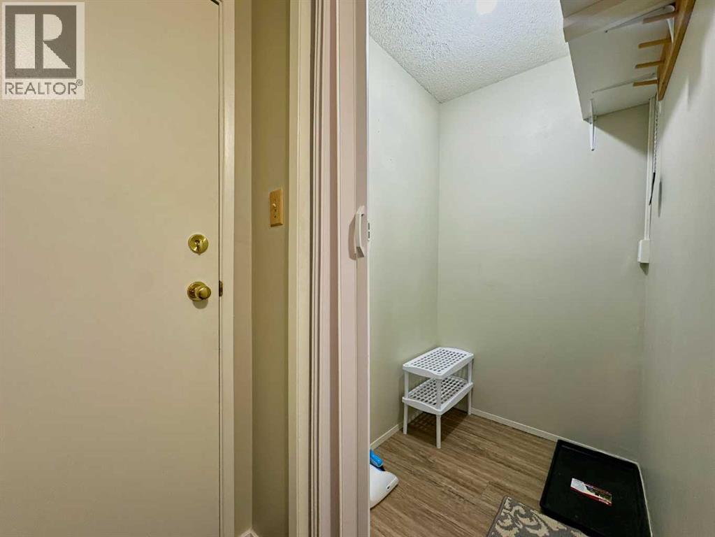 202, 13102 22 Avenue, Blairmore, Alberta  T0K 0E0 - Photo 13 - A2260395